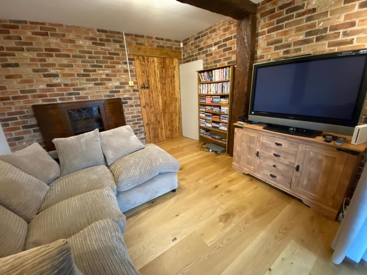 Eco-Friendly Dorset Cottage With Spa Set In Heart Of Countryside Sydling St Nicholas Exterior foto